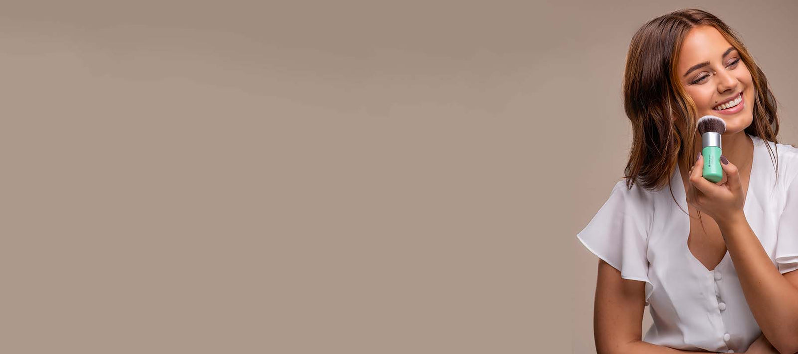 Mit Pinsel und Puder