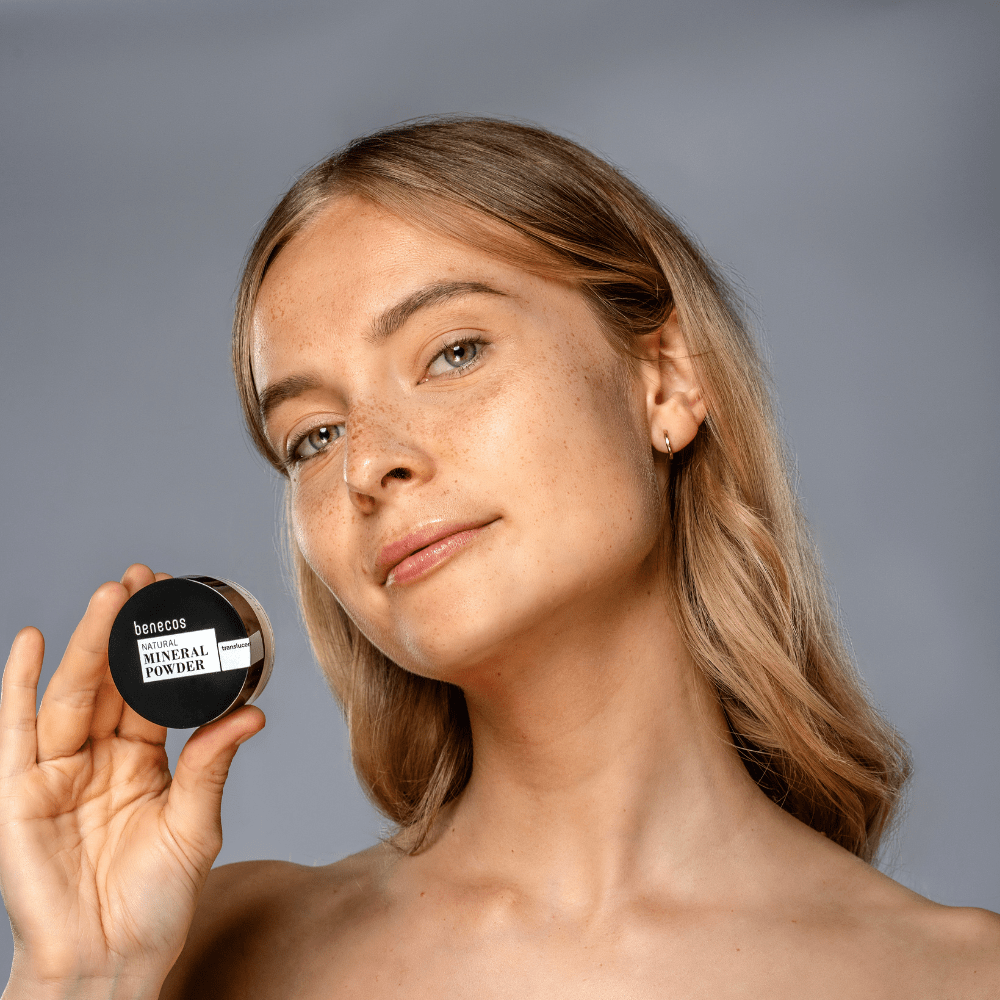 benecos Natural Mineral Powder transparent seitlich
